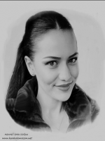 fahriye evcen karakalem portre çizimi,çalışması,sipariş portre çizimi,resimleri,duvar kağıtlari,poster,posterleri,fariye evcen dizileri,içinde en akılda kalan yaprak dökümündeki necla karekteridir.fahriye evcen yaprak dönkümü,filmleri,filmi,burak özçivit,